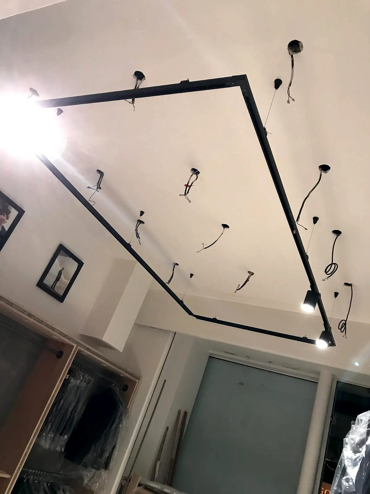 Éclairage et courants faibles — chantier BAT-ELECTRIQUE 4