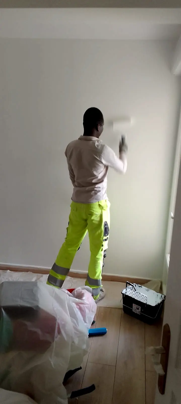 Peinture et finitions — chantier BAT-ELECTRIQUE 7