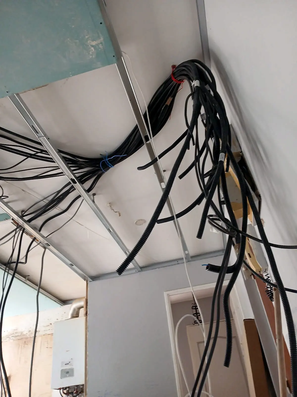 Rénovation intérieure — chantier BAT-ELECTRIQUE 6